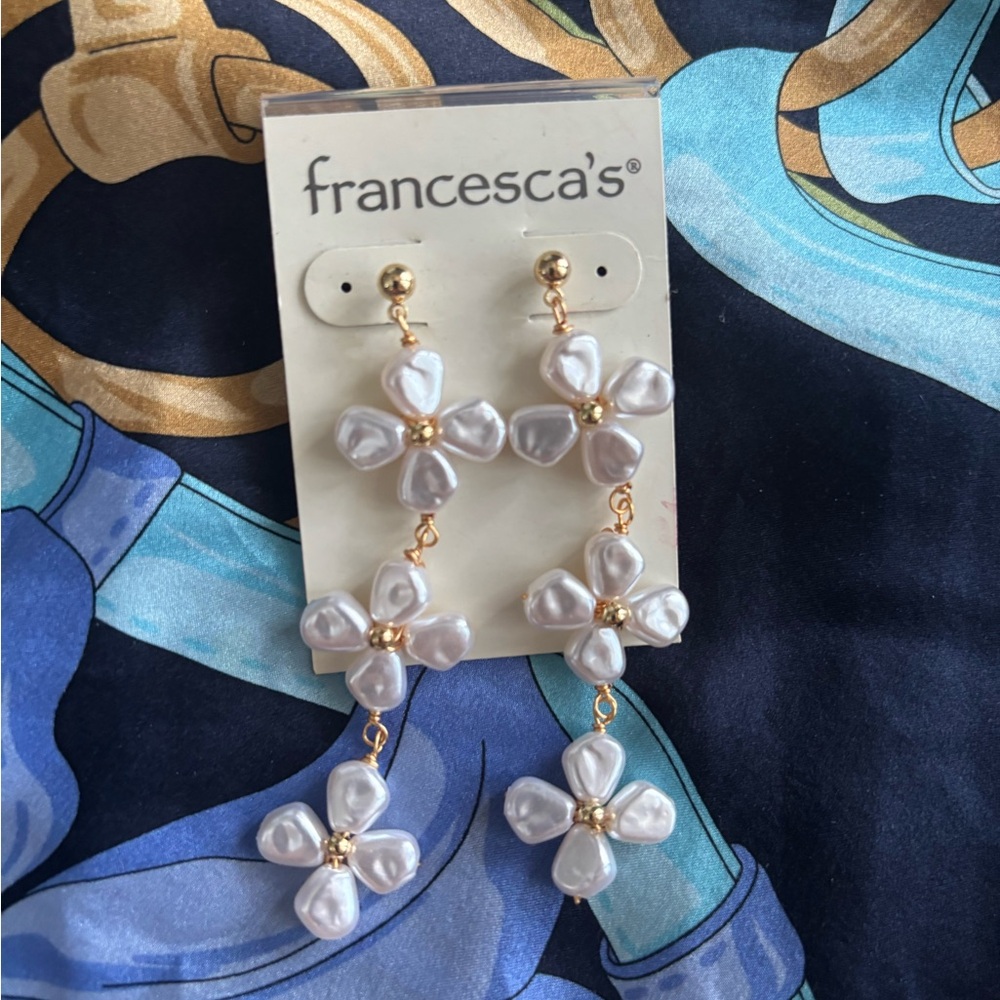 Francesca's Collections Gold and Cream Floral Earrings NWT